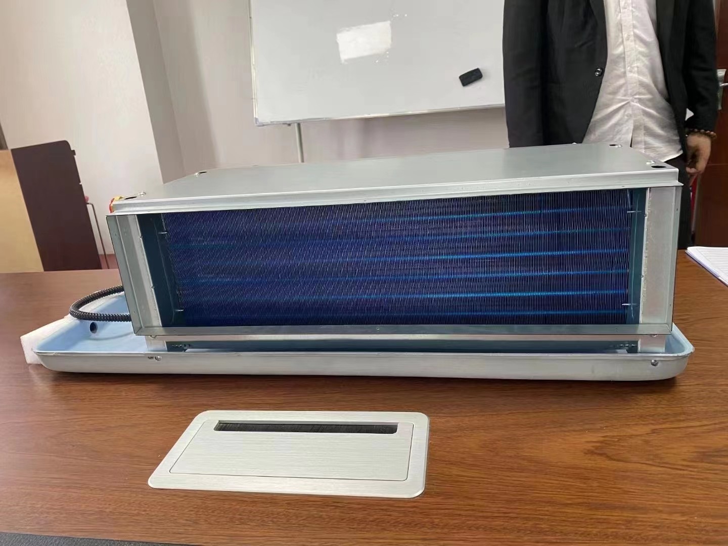 臥式暗裝風(fēng)機(jī)盤管的三個(gè)運(yùn)用特點(diǎn)