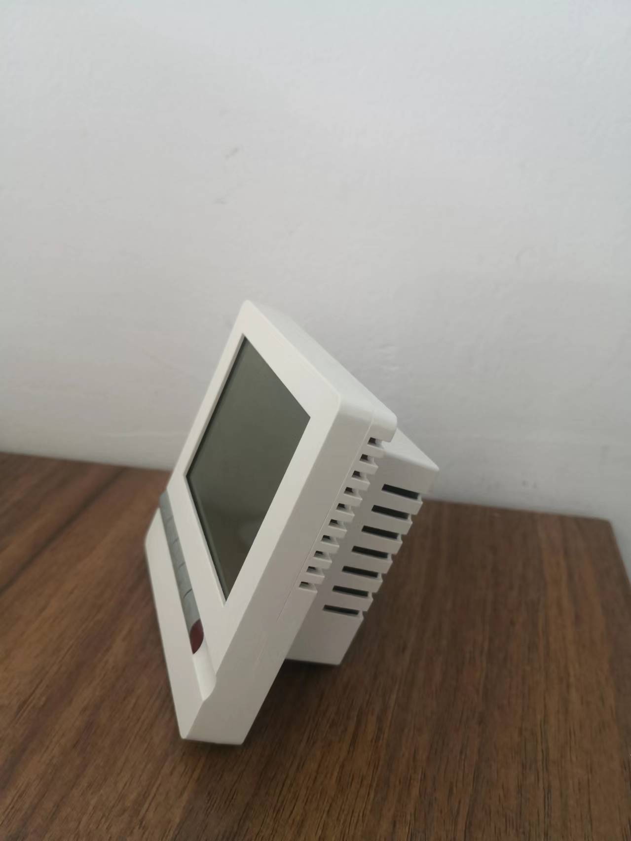 溫控器的種類(lèi)、原理與應(yīng)用領(lǐng)域簡(jiǎn)介